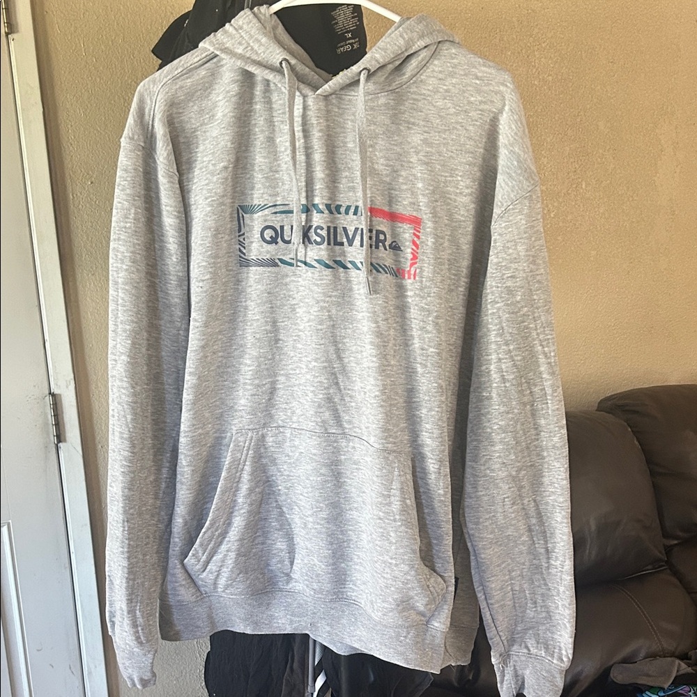 Quiksilver Light Gray Hoodie with Multicolor Logo